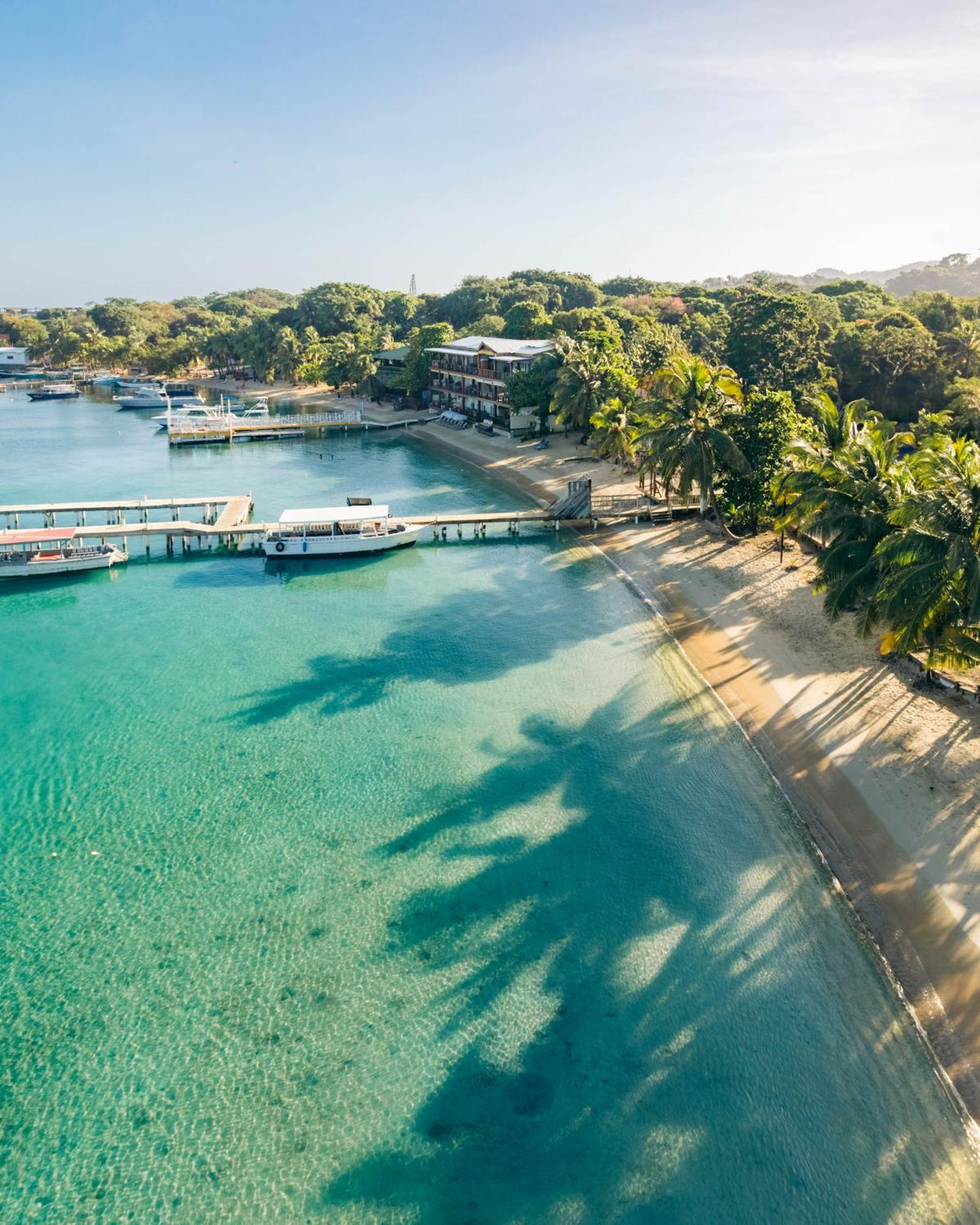 The Beach House Boutique Hotel West End Exteriér fotografie